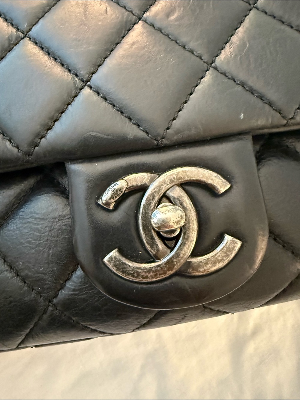 CHANEL 2014 Paris Dallas Small Quilted Calfskin Flap crossbody bag - Picture 3 of 16